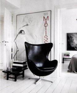 egg chair