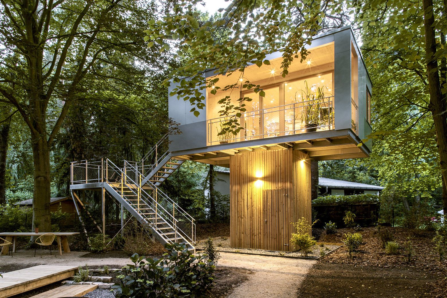 urban treehouse