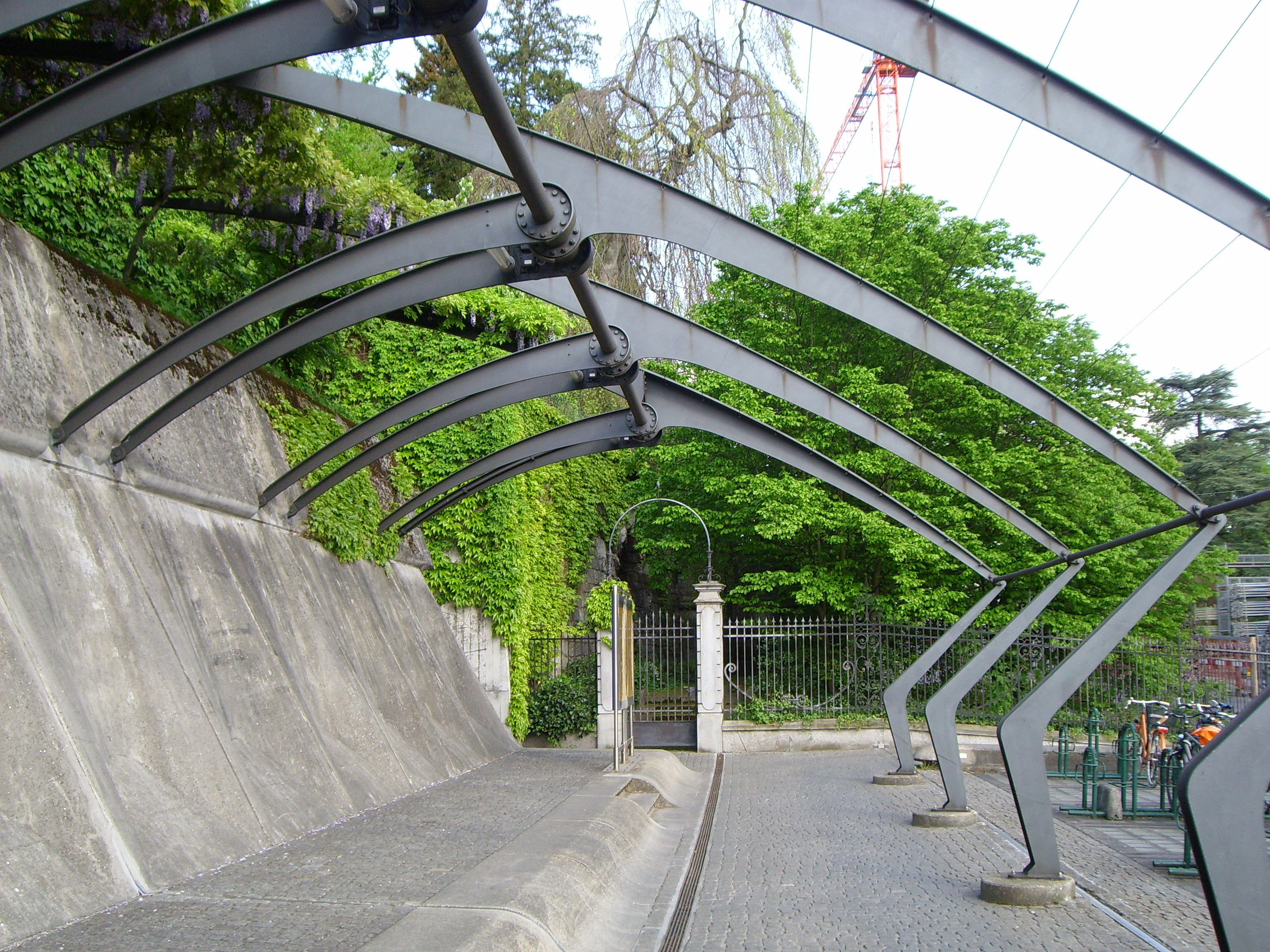 Calatrava stazione Stadelhofen Zurigo dettaglio