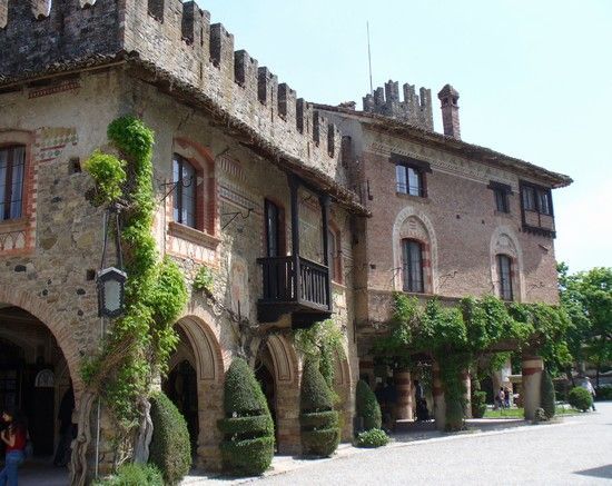 Castello Grazzano