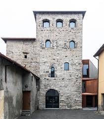 Torre del Borgo a Villa d'Adda Bergamo esterno