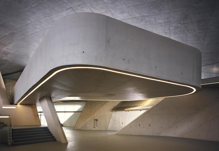 Stazione marittima di Salerno Zaha Hadid Architects interno