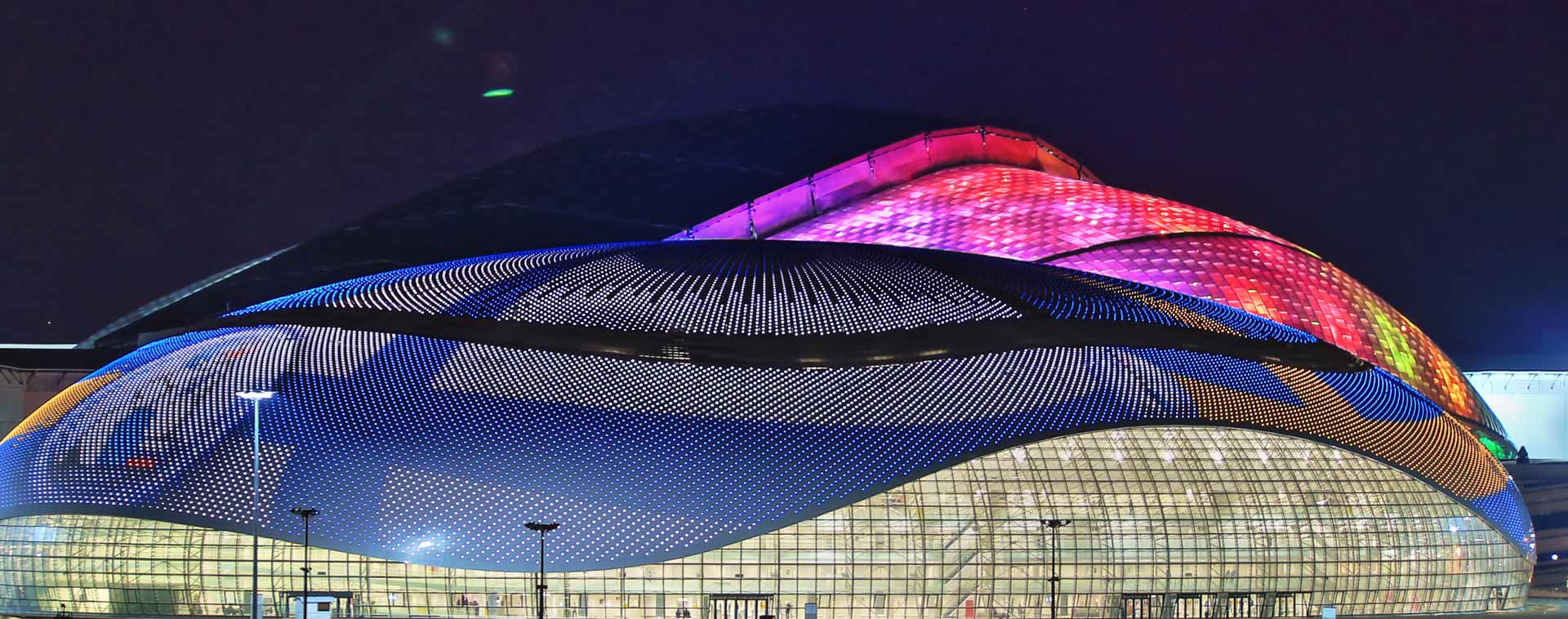 Bolshoy Ice Dome Olimpiadi Invernali Soci vista notturna