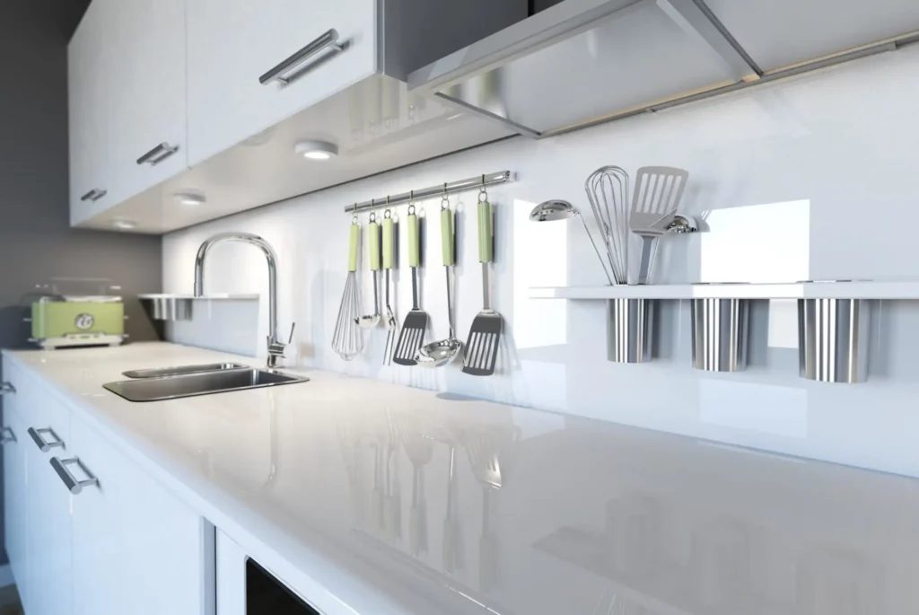 paraschizzi cucina vetro