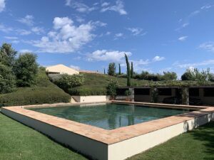 piscina seminterrata