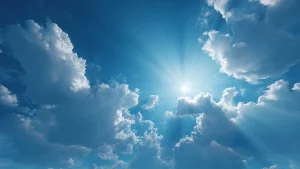Illustrazione scientifica fotorealistica di cielo blu brillante con raggi solari che entrano nell'atmosfera terrestre, effetto scattering Rayleigh, nuvole bianche morbide, gradiente blu profondo, vista dal basso verso l'alto