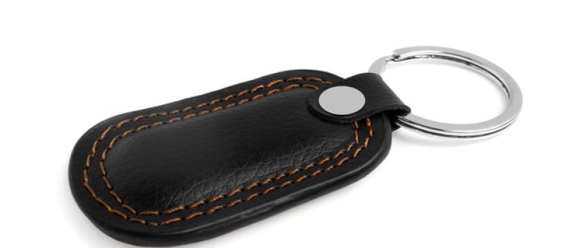 Black,Leather,Keychain,Isolated,On,White,Background