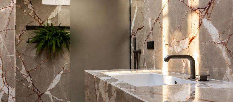 Bagno-in-Marmo-Rosso-01