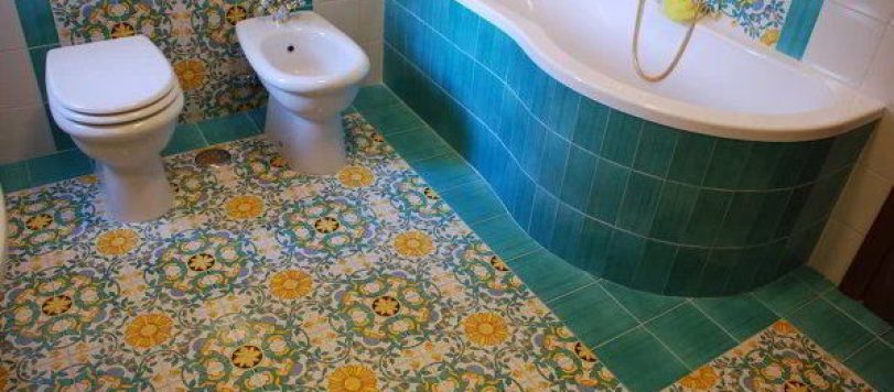 bagno in ceramica vietrese